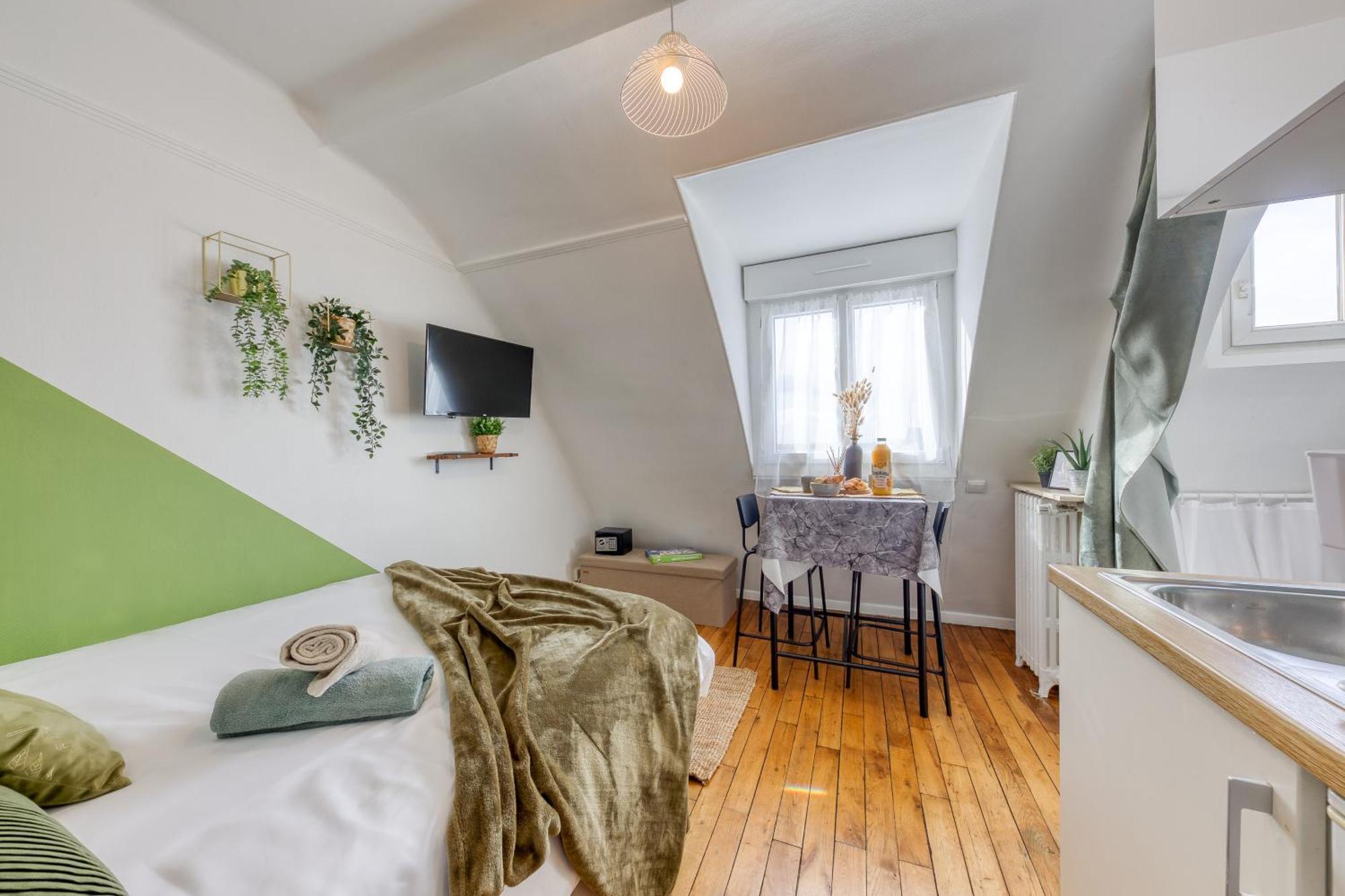 Le Vegetal - Cosyloc Agency - Centre Historique Apartment Vincennes Bagian luar foto